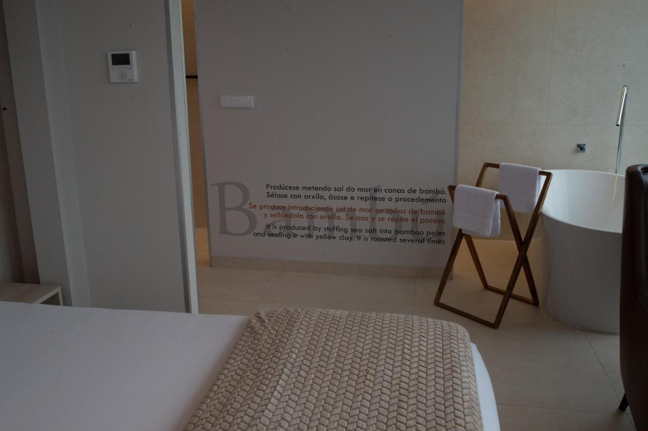Otantus Hotel Muros Luaran gambar