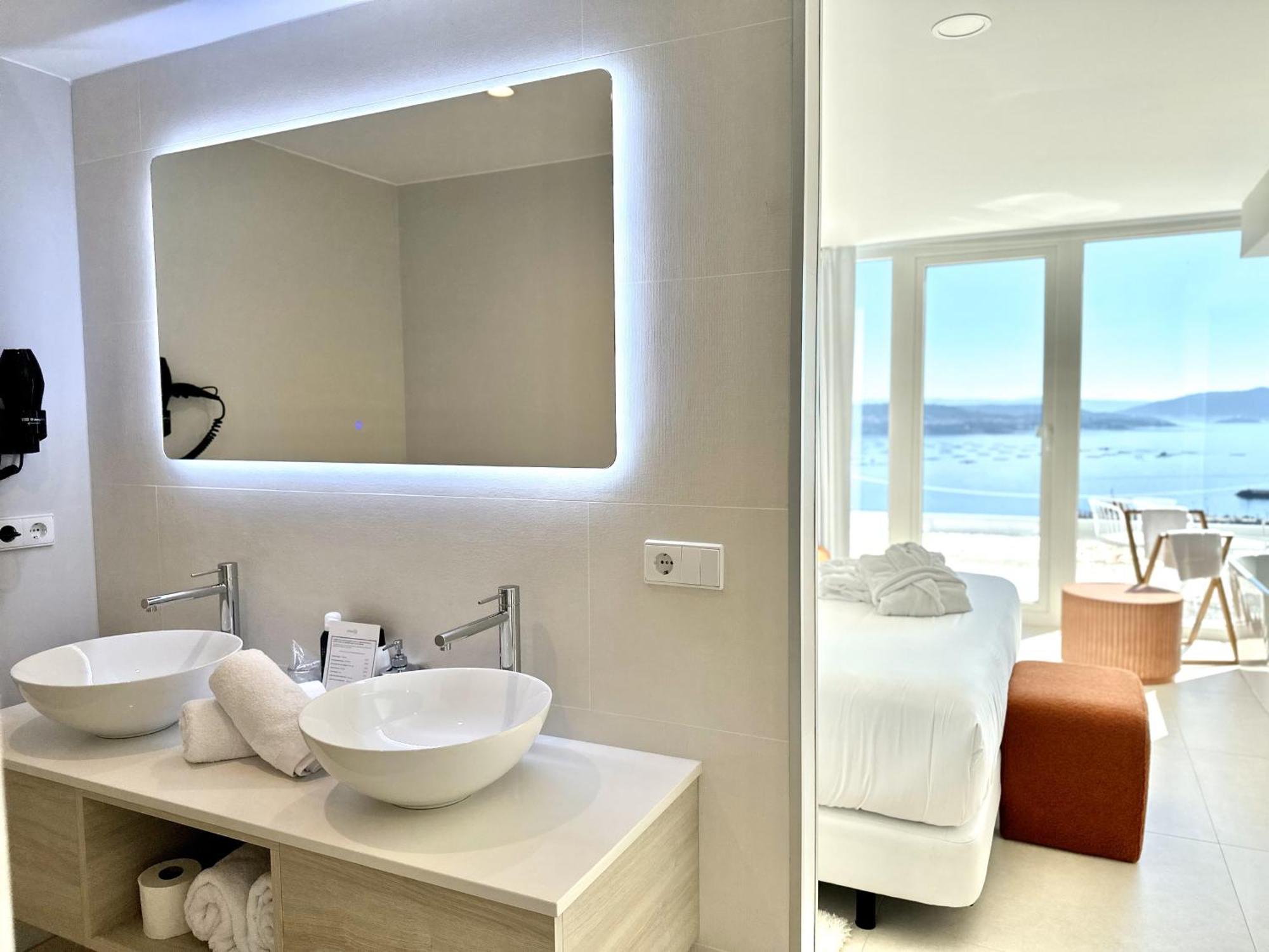 Otantus Hotel Muros Luaran gambar